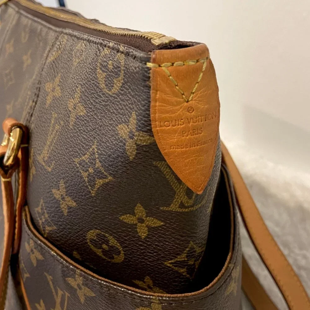 Louis Vuitton Monogram Totally MM Tote Bag